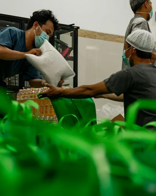 Volunteers handing out supplies